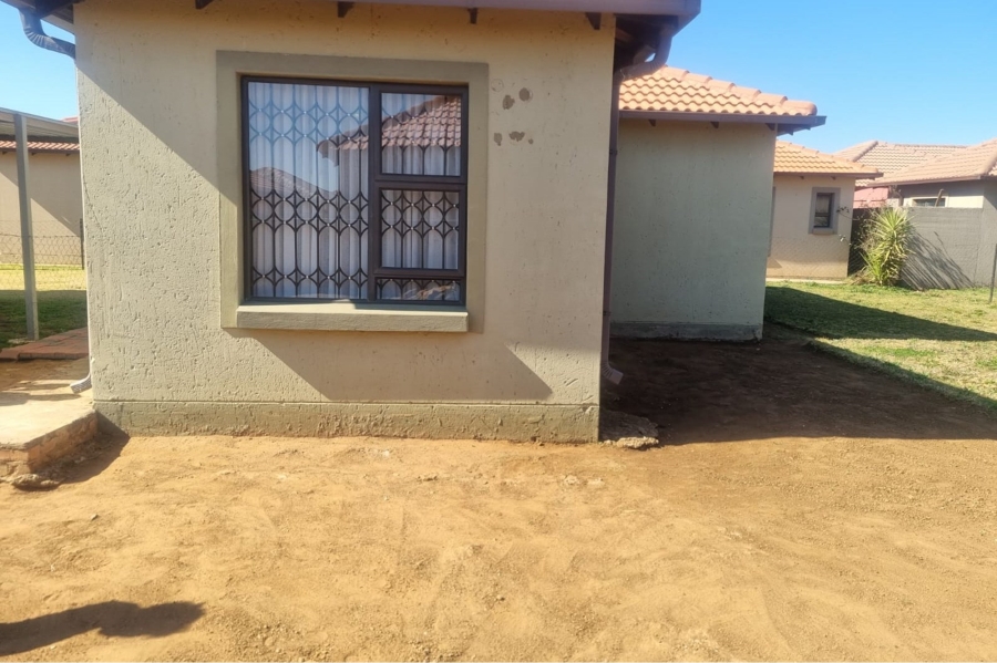 3 Bedroom Property for Sale in Ellaton North West